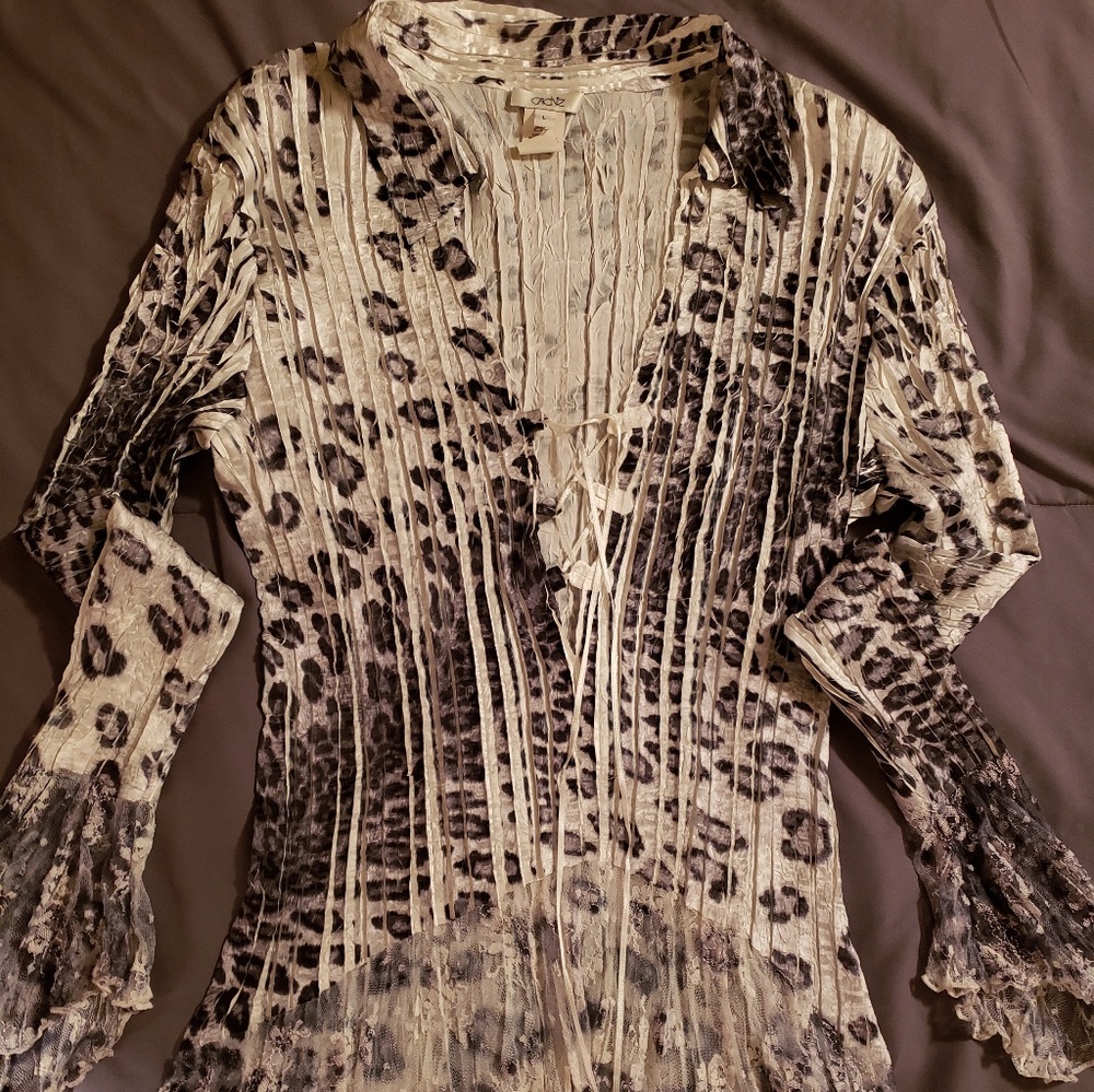 Women's blouse